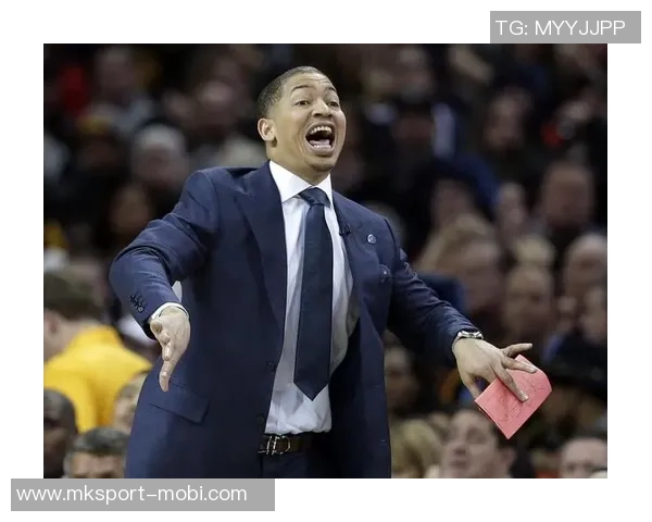 卢谈上半场防守问题我们对对手缺乏重视和专注力导致失利